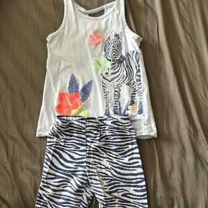 Carter’s girls matching outfit size 5. Shorts & Tank